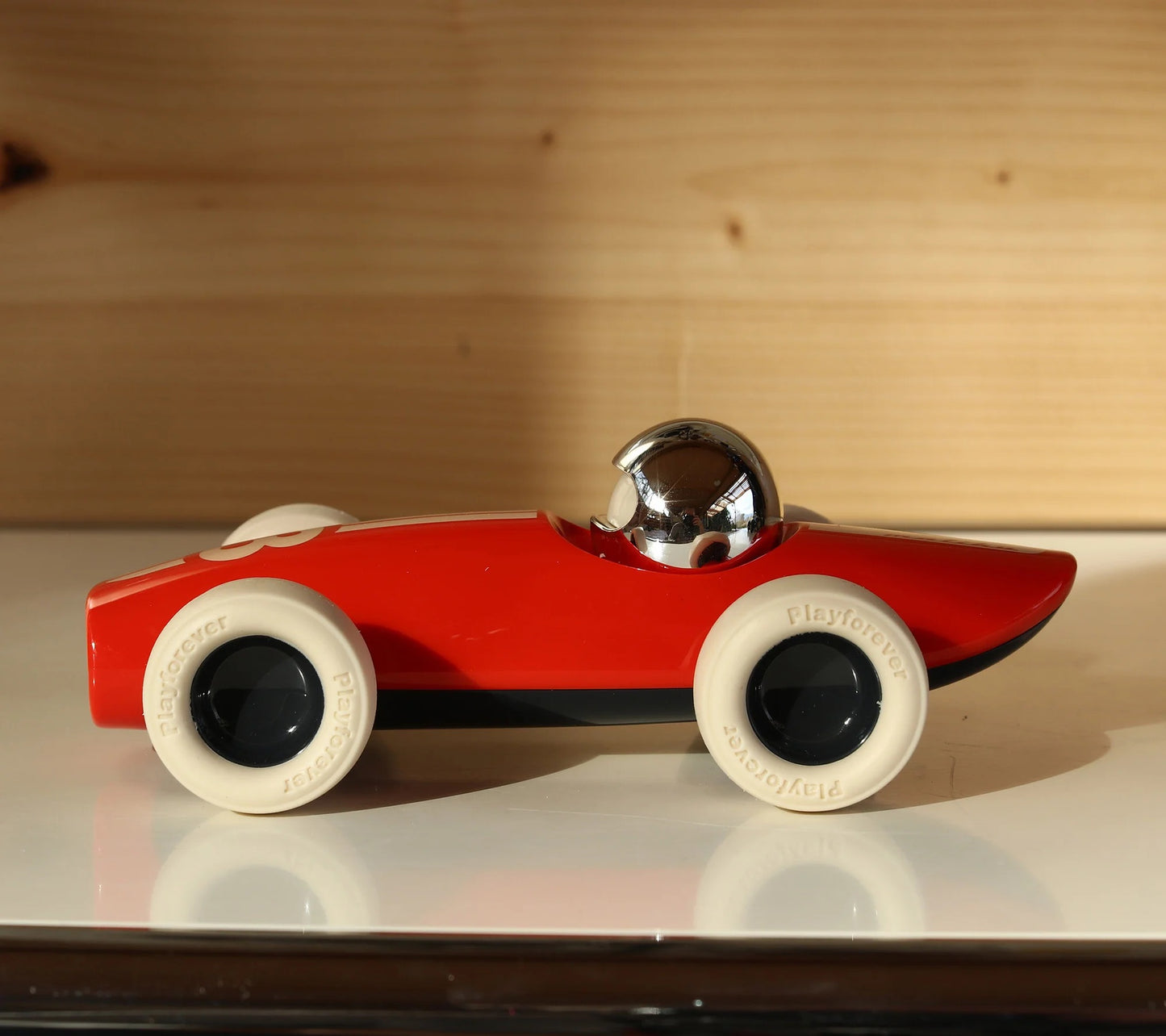 Verve Malibu Benjamin | Playforever — Auto giocattolo in stile racing vintage