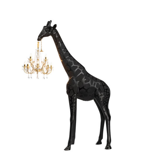 New Giraffe in Love M Indoor