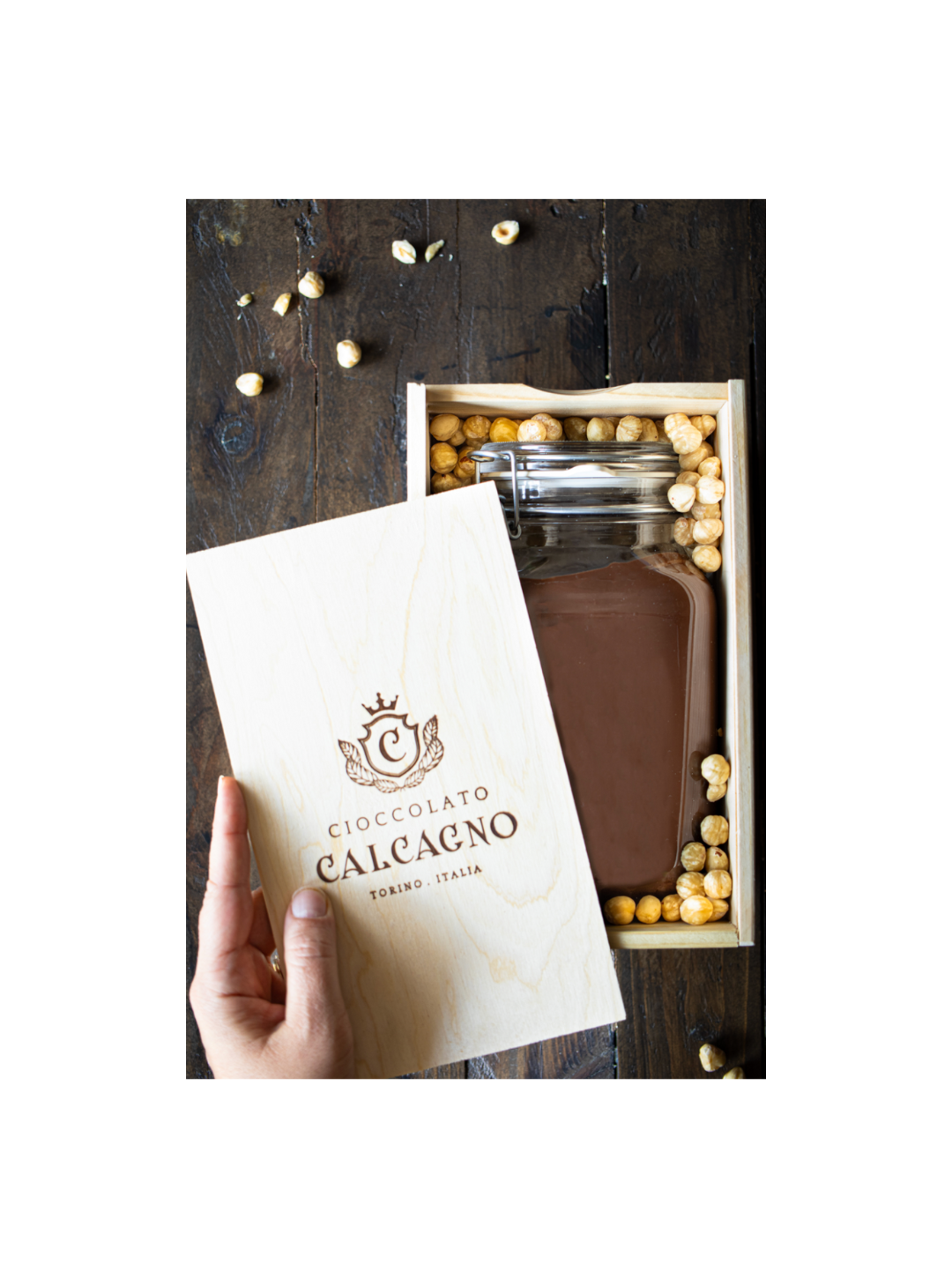 Crema Spalmabile alla Nocciola Piemonte IGP in Cofanetto di Legno 2kg – Cioccolato Calcagno
