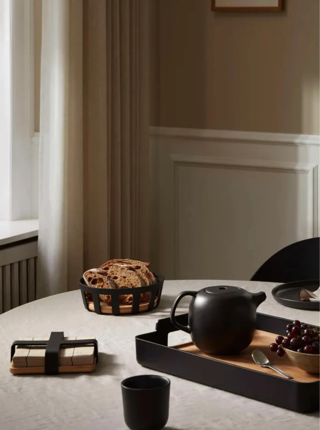 Vassoio Rettangolare Nordic Kitchen – Bamboo Nero con Bordo Alto | Eva Solo