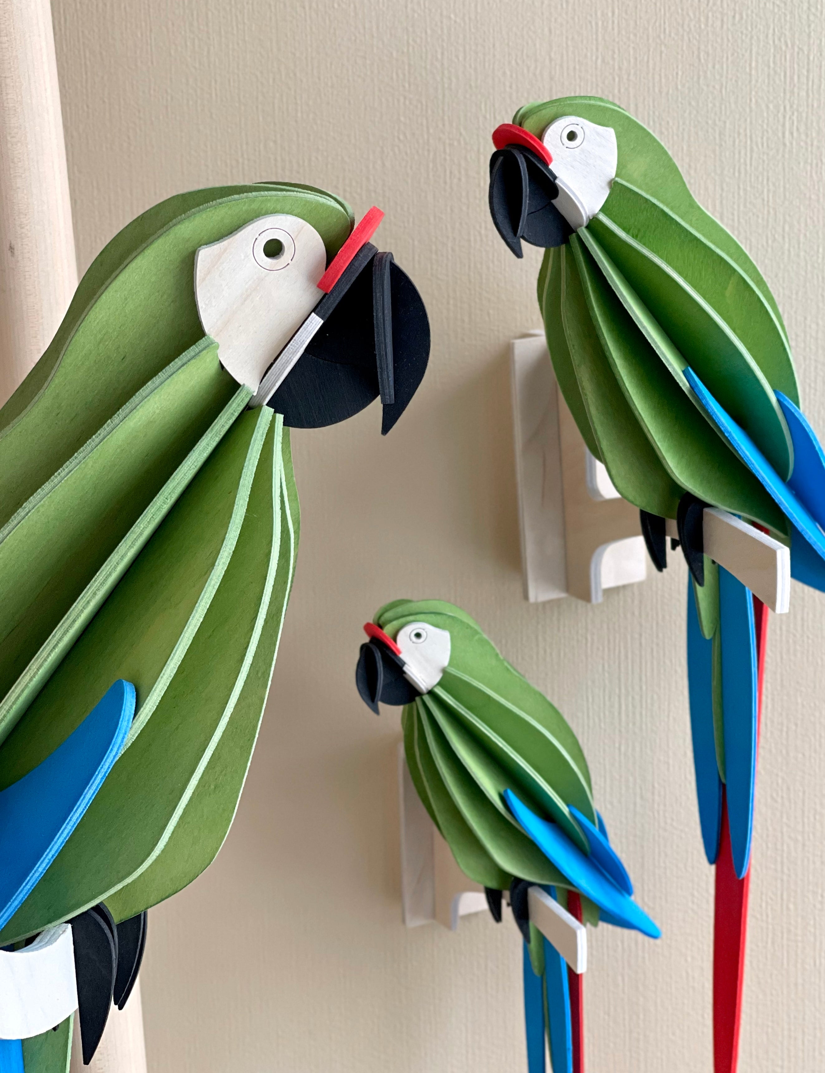 A_Flock_of_Lovi_Parrot_Green_-_Great_Green_Macaw.jpg