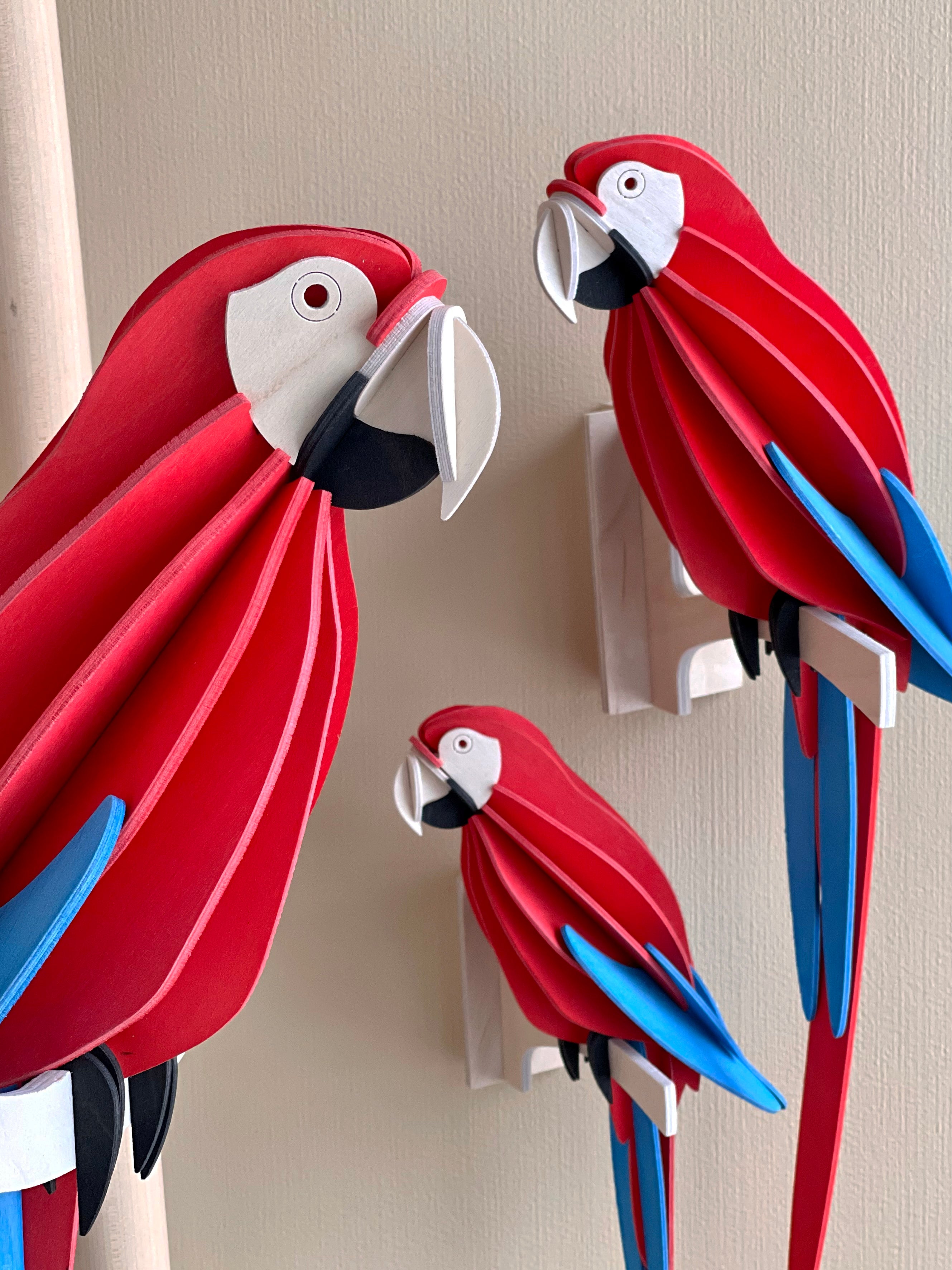 Lovi Pappagallo Scarlet Macaw Bright Red 26cm – Decorazione Tropicale in Legno | Lovi