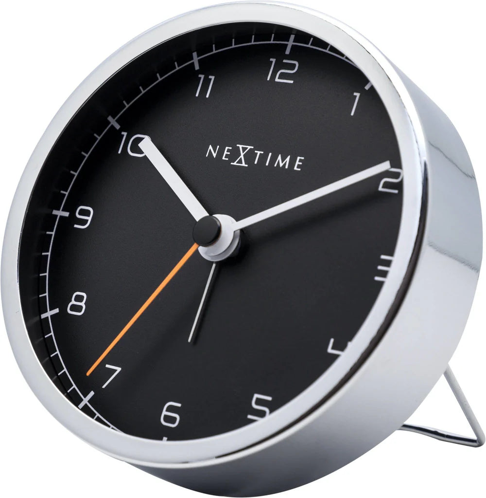 Company Alarm – Sveglia da tavolo silenziosa design moderno Black | NeXtime