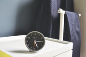 Company Alarm – Sveglia da tavolo silenziosa design moderno Black | NeXtime
