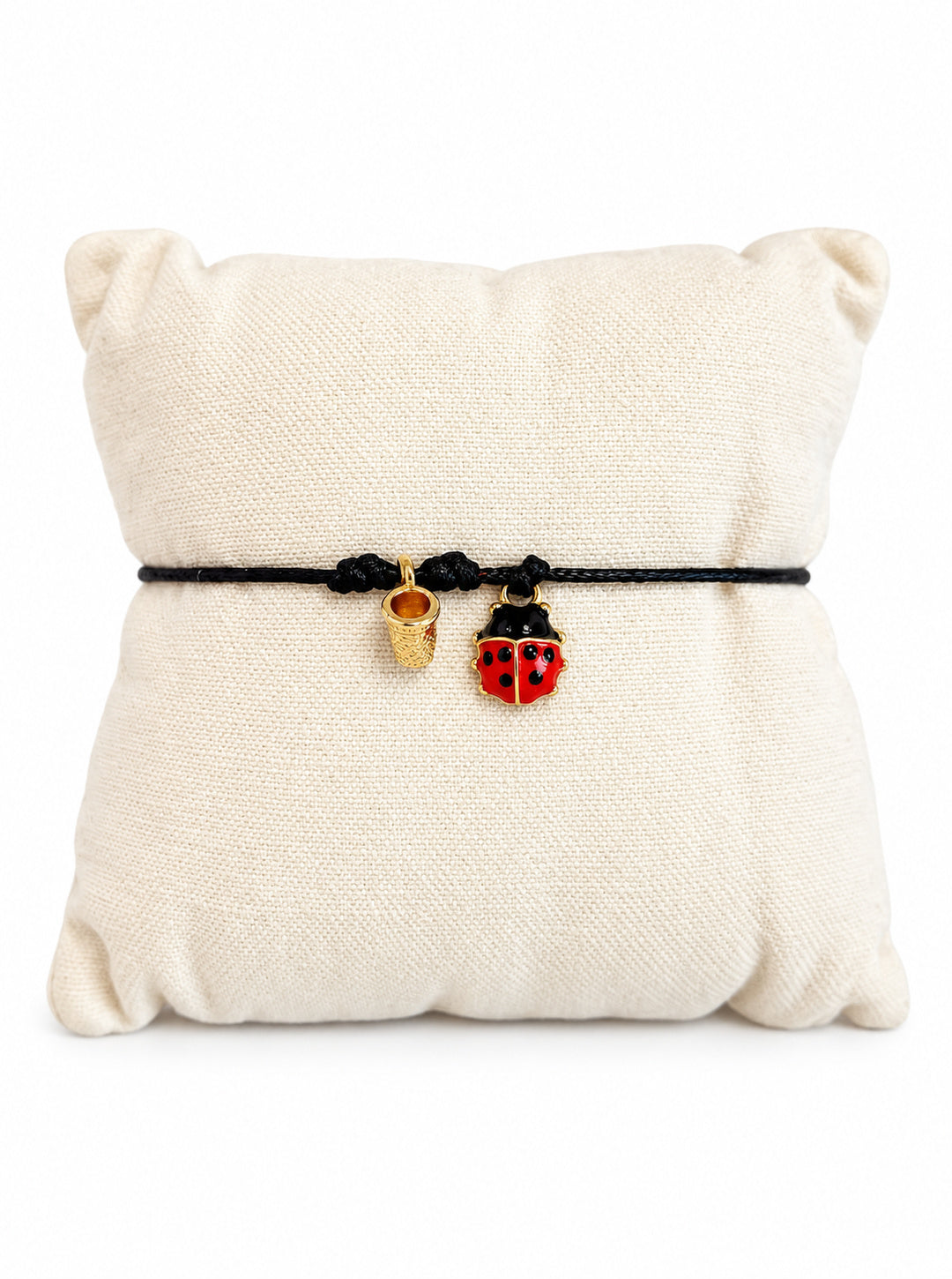 Bracciale Filo Magico Coccinella Portafortuna – Braccialetto con Charm, Idea Regalo Disponibile in 10 Colori | Keep Out