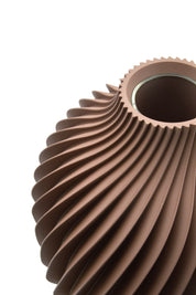 KIVAN Cioccolato M – Vaso portafiori a spirale | Yliaca