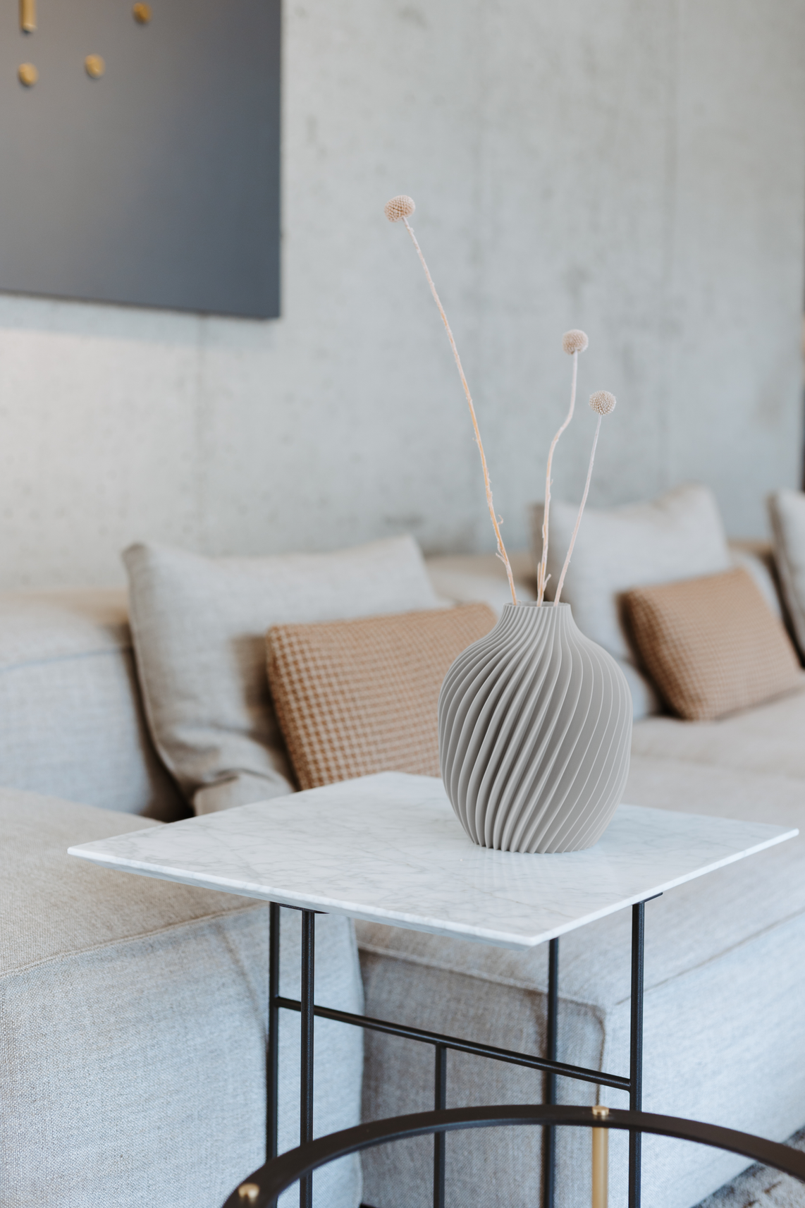 KIVAN Tortora M – Vaso portafiori a spirale | Yliaca