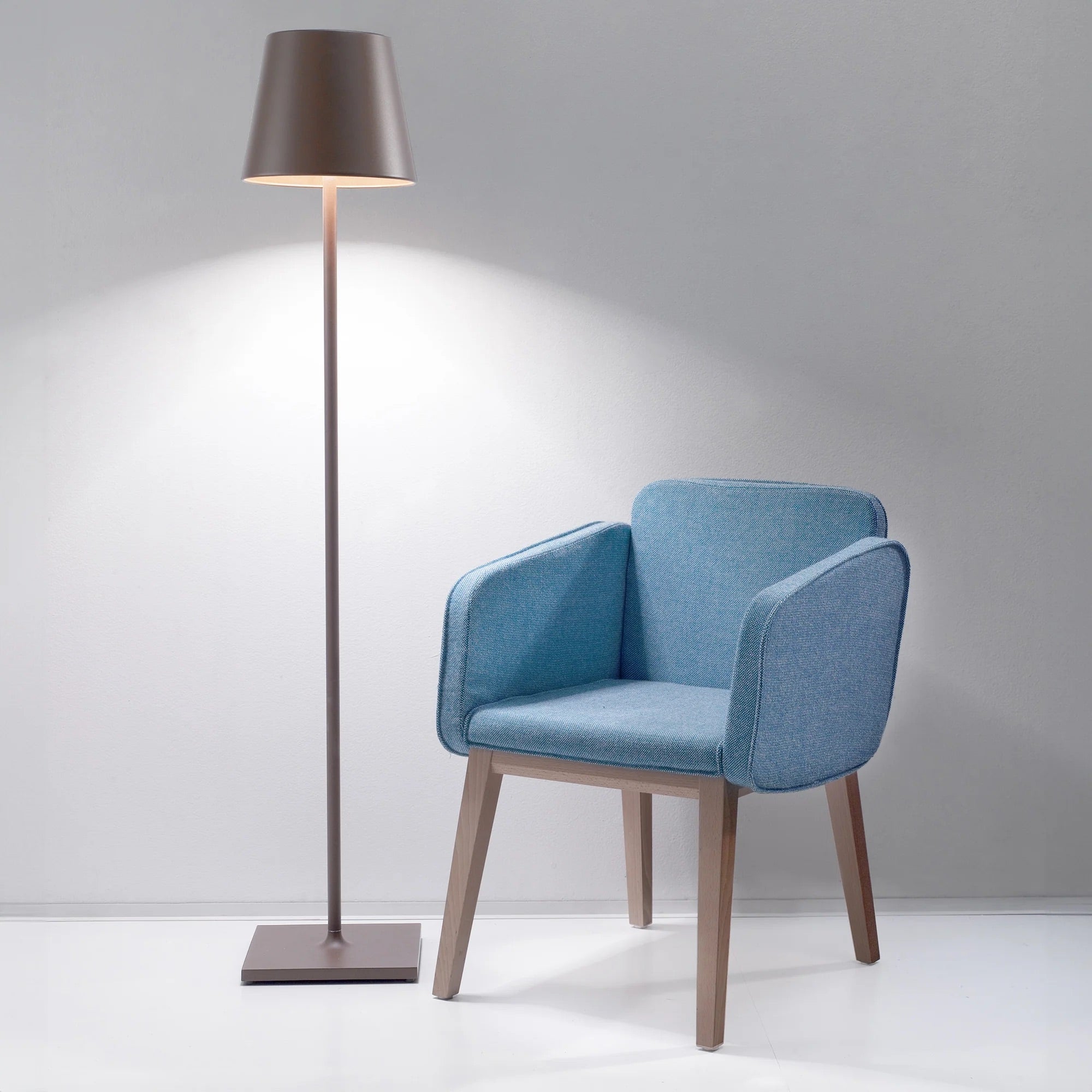 Zafferano Poldina PRO XXL – Lampada da Terra Ricaricabile con Luce LED Dimmerabile