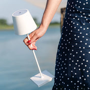Poldina – Lampada da tavolo ricaricabile design moderno | Zafferano