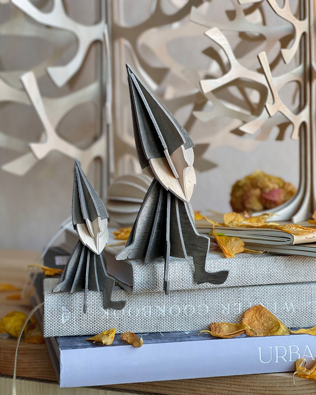 Lovi Elf "Grey" 8 cm – Decorazione in legno 3D per casa e Natale | Lovi