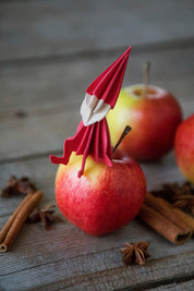 Lovi Elf "Bright Red" 16cm – Decorazione in legno 3D per casa e Natale | Lovi