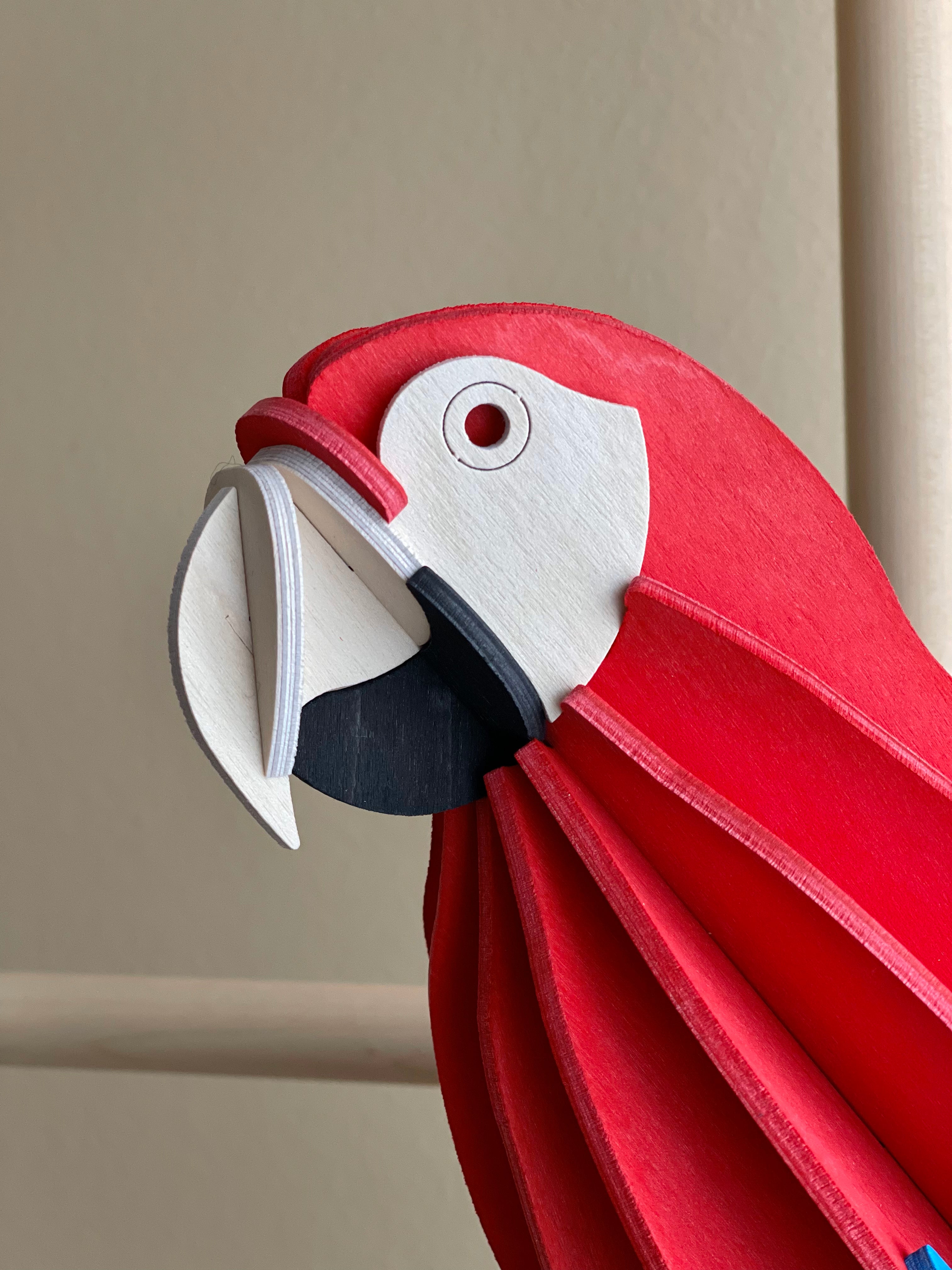 Pappagallo Scarlet Macaw Bright Red 50 cm – Decorazione Tropicale in Legno | Lovi