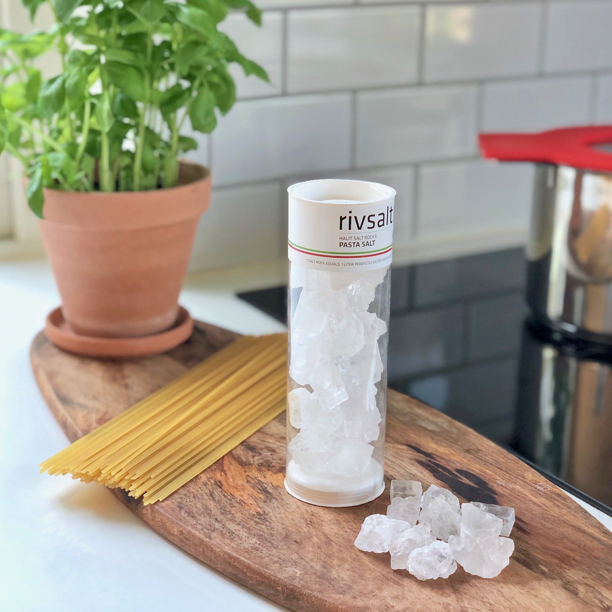 PASTA_SALT_kitchen_1.jpg