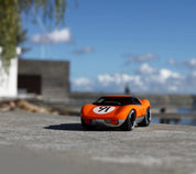 Ken Gibson | Playforever — Auto da corsa anni ’60