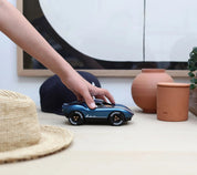 Ken Cash | Playforever — Auto da corsa Ken Miles anni ’60