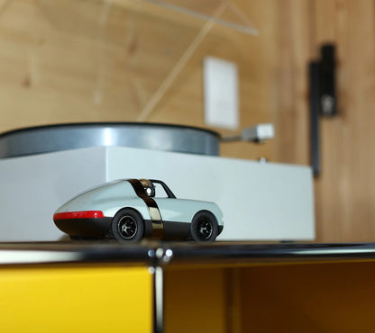Luft Slate | Playforever — Auto sportiva grigio elegante