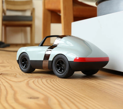 Luft Slate | Playforever — Auto sportiva grigio elegante