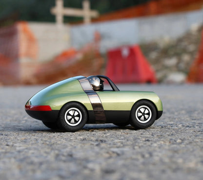 Luft Hopper | Playforever — Auto sportiva verde metallizzato
