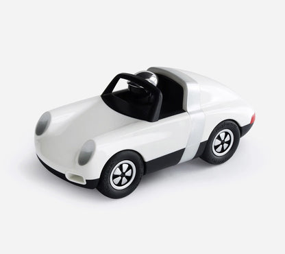 Luft Pfeiffer | Playforever — Auto elegante ispirata alla Porsche 911