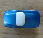 Lead Belly Sonny | Playforever — Muscle Car blu metallizzato