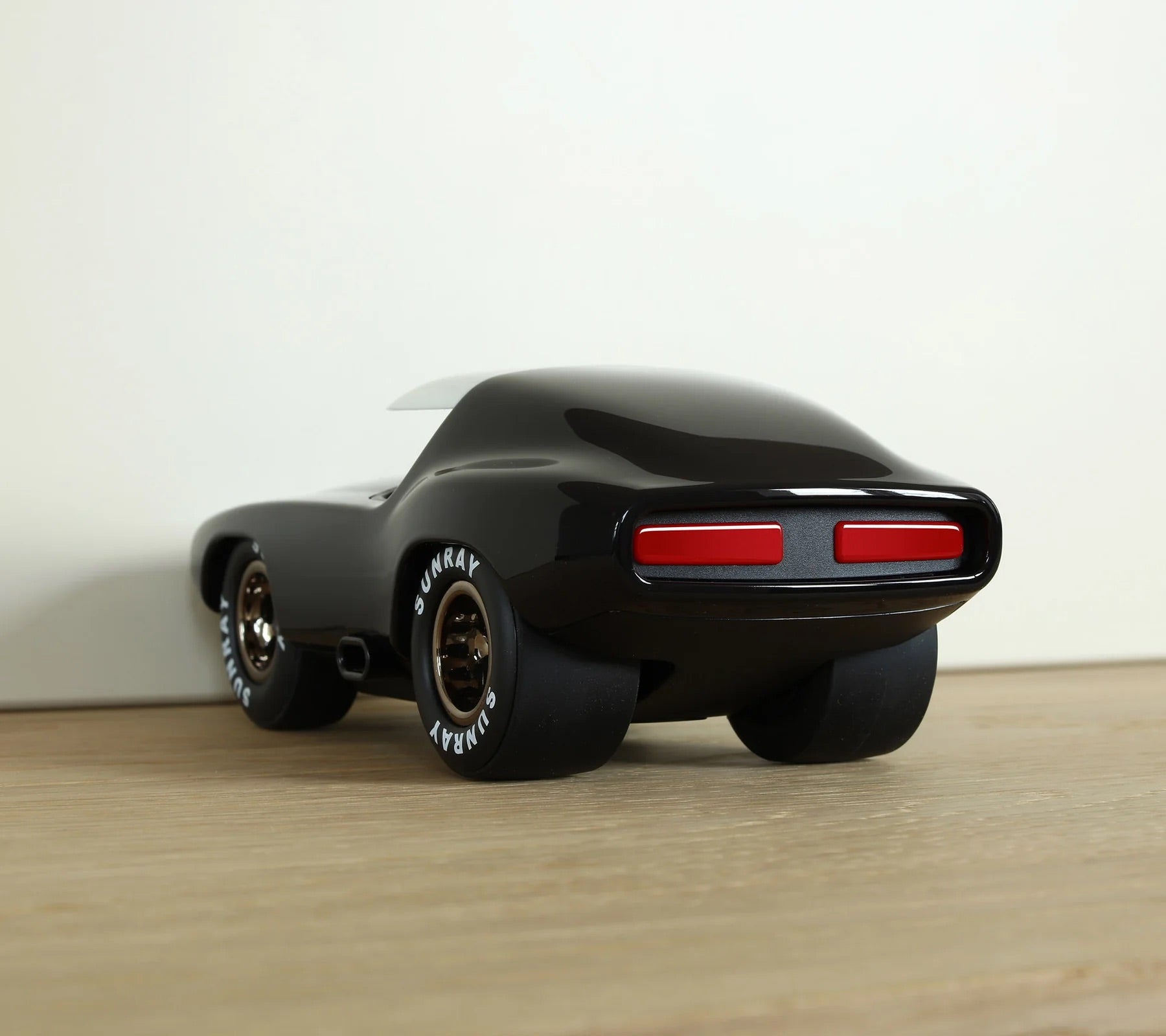 Lead Belly Skeeter | Playforever — Muscle Car vintage design
