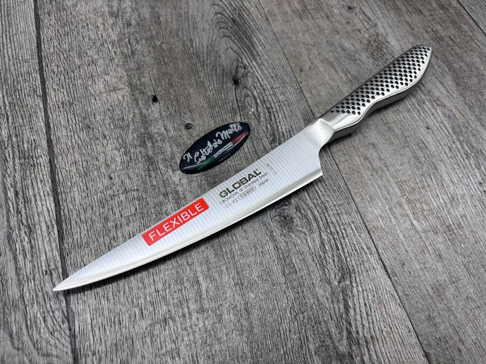 Global GS‑82 Sushi/Fish Knife 14,5 cm – Lama flessibile a punta, bilanciamento professionale – Global