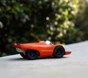 Zemonsta Egon – Auto da corsa giocattolo di design | Playforever