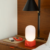 POP – Lampada Portatile con Powerbank | Native Union