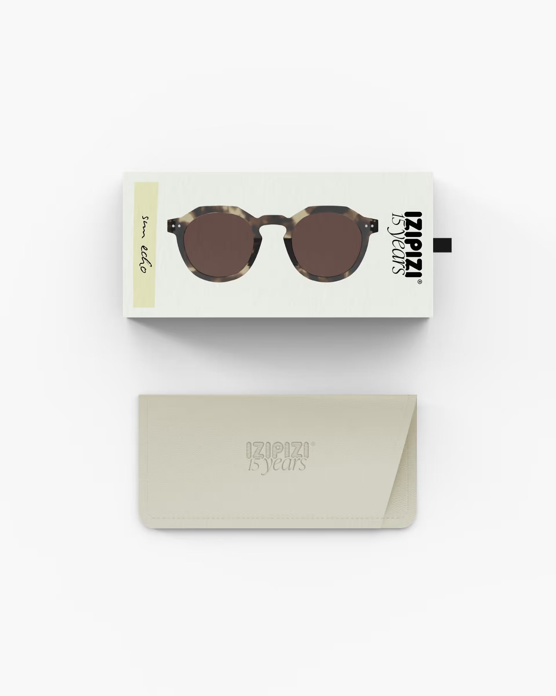 #Echo Sepia Glow – Occhiali da sole unisex dal design vintage | IZIPIZI