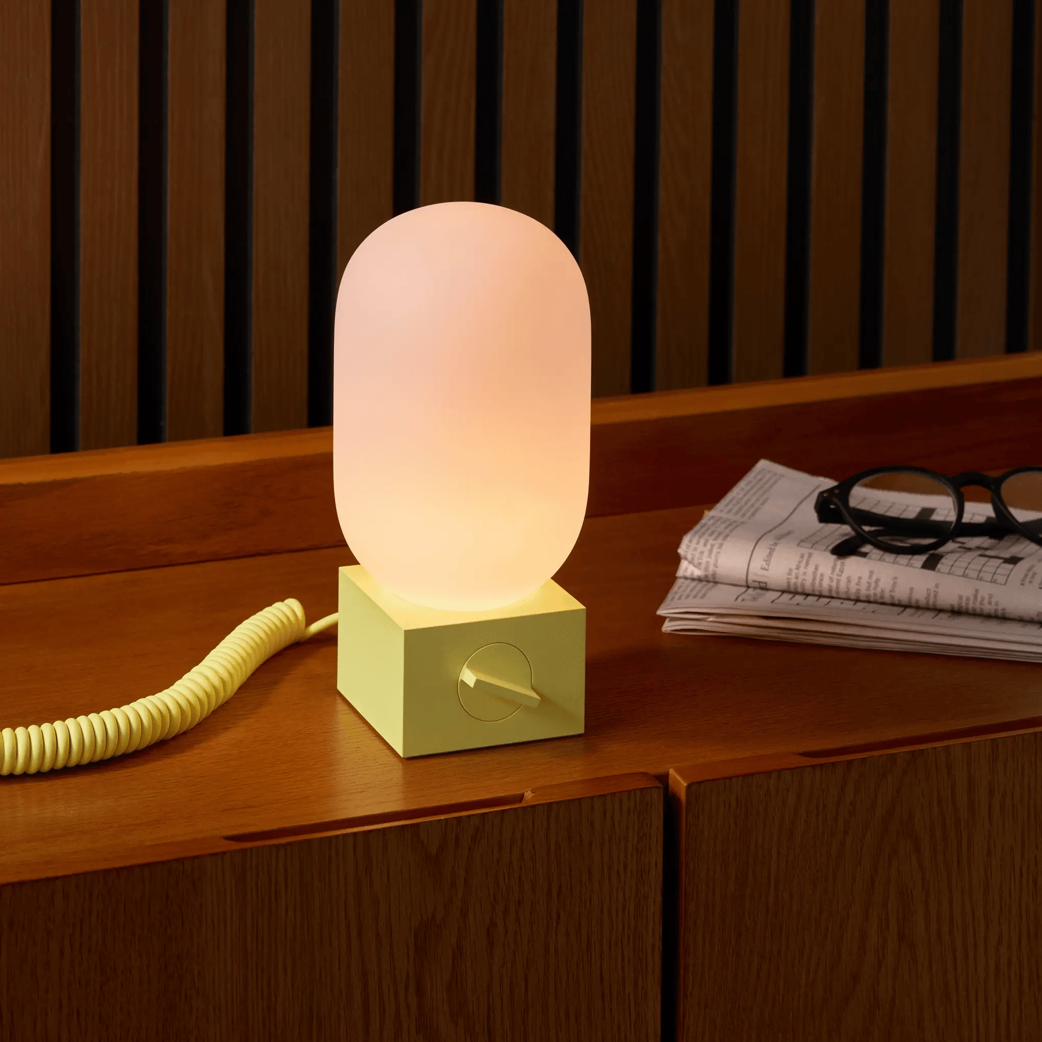 POP – Lampada Portatile con Powerbank | Native Union