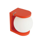 PLAT Table Lamp Red – Lampada da tavolo elegante con ricarica wireless | Fine Lumens