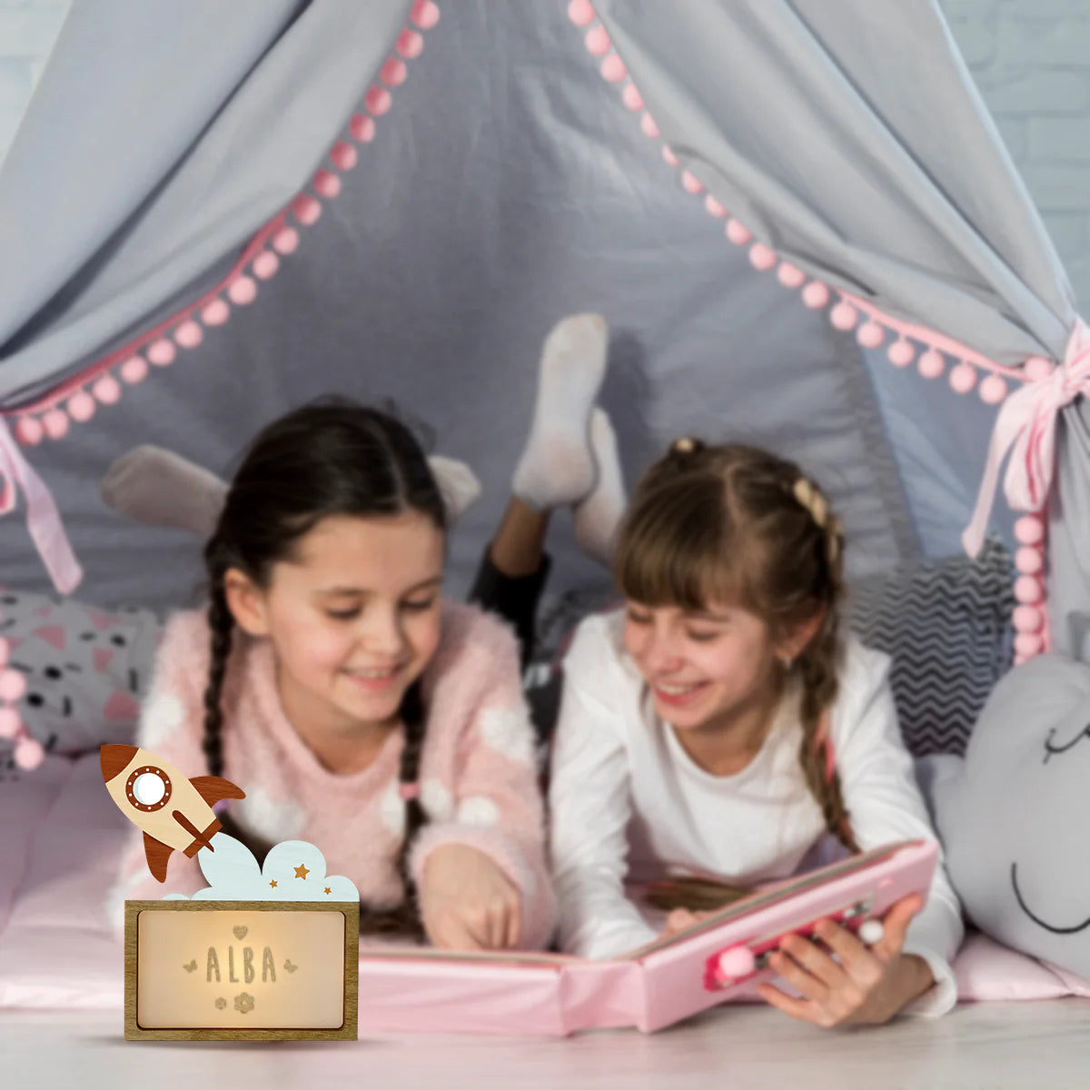 Lampada da tavolo bambino Razzo personalizzabile con nome – Vintiun