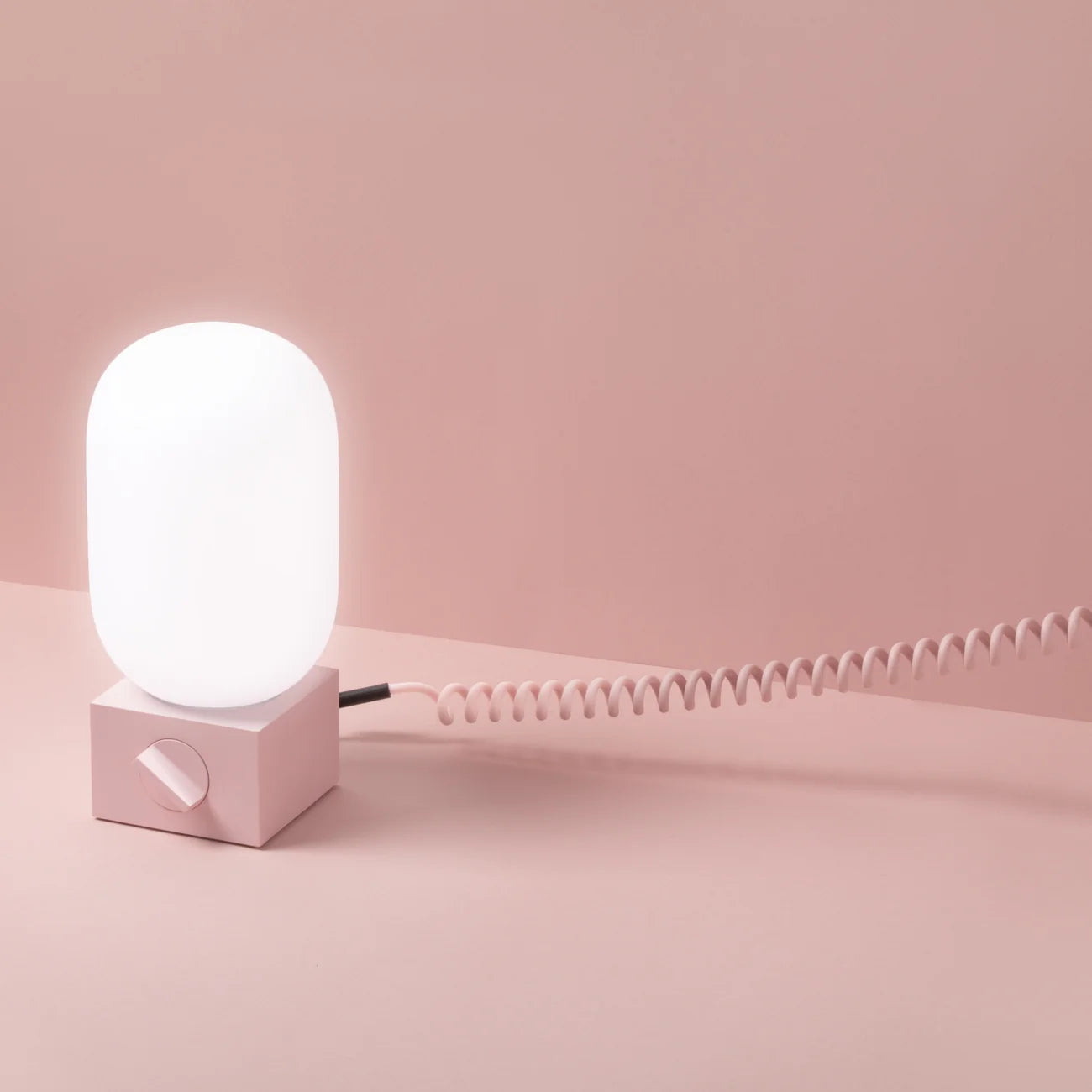 POP – Lampada Portatile con Powerbank | Native Union