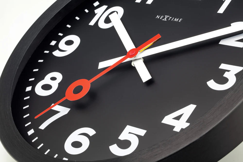 stationallblack4.webp