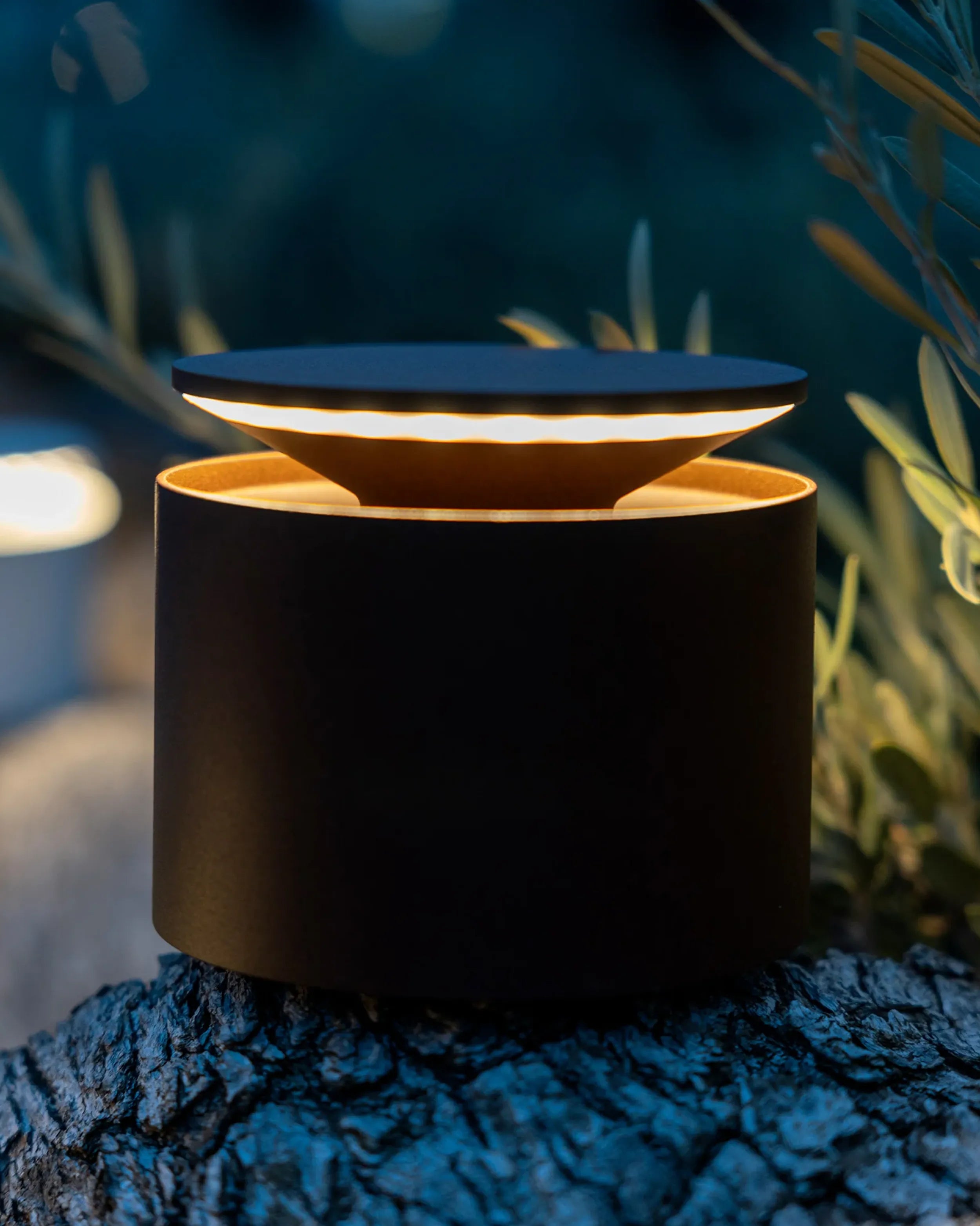 zafferano-lampes-a-porter-push-up-pro-LD1050R3-table-lamp-corten-3_webp_0572fbf2-55be-4078-93d1-473526c63f3f.jpg